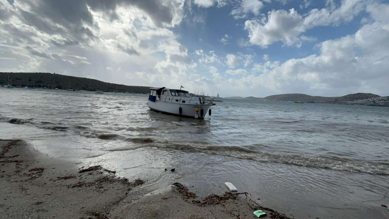 Bodrum’da Felaket Gibi Sabah: Sağanak ve Fırtına Sahili Vurdu 4